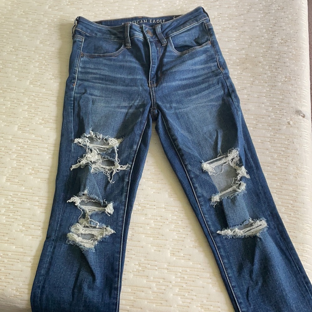 Hi-Rise Short Ripped Jeggings - Picture 2 of 6
